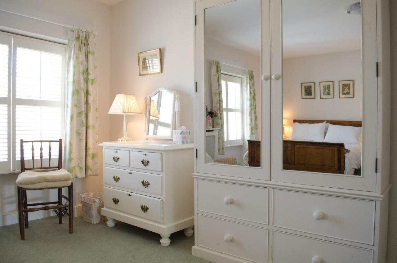 The Hollies Bed And Breakfast Uppingham Exteriör bild