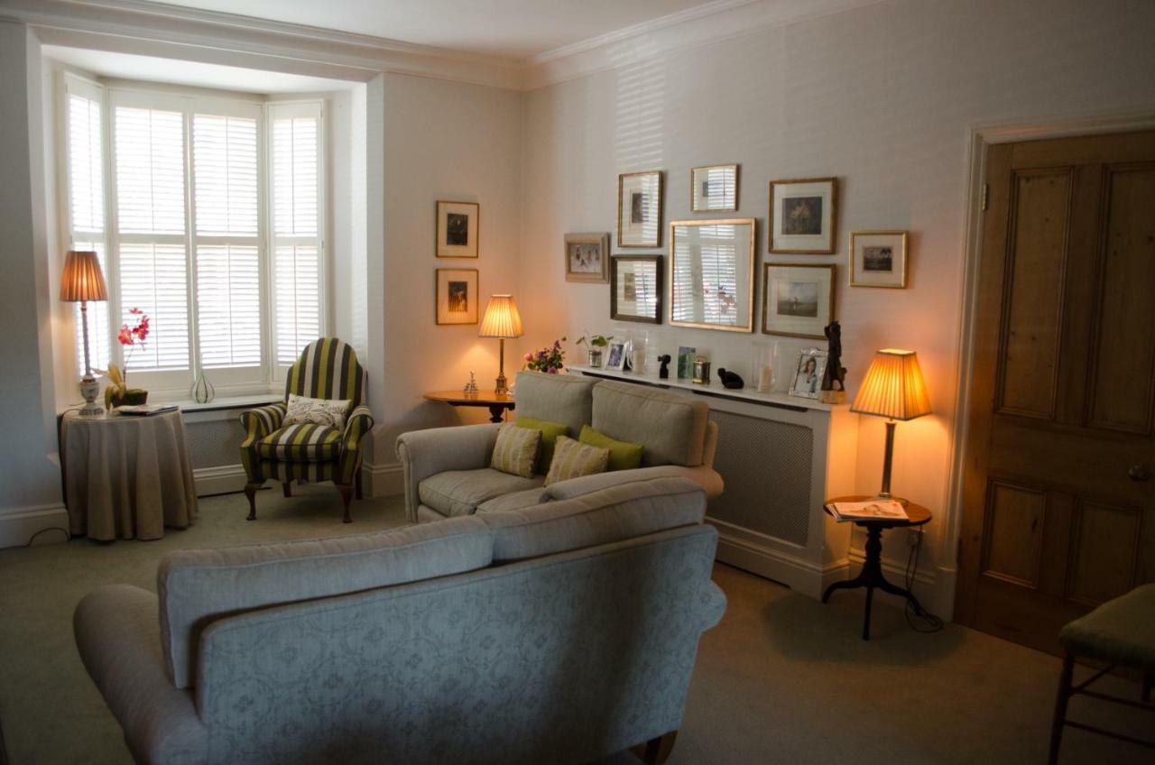 The Hollies Bed And Breakfast Uppingham Exteriör bild