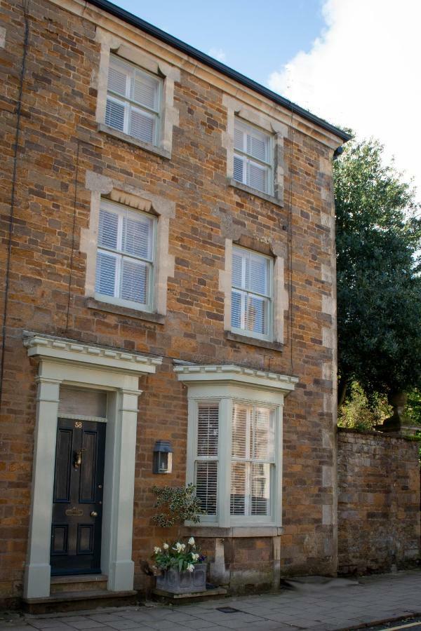The Hollies Bed And Breakfast Uppingham Exteriör bild